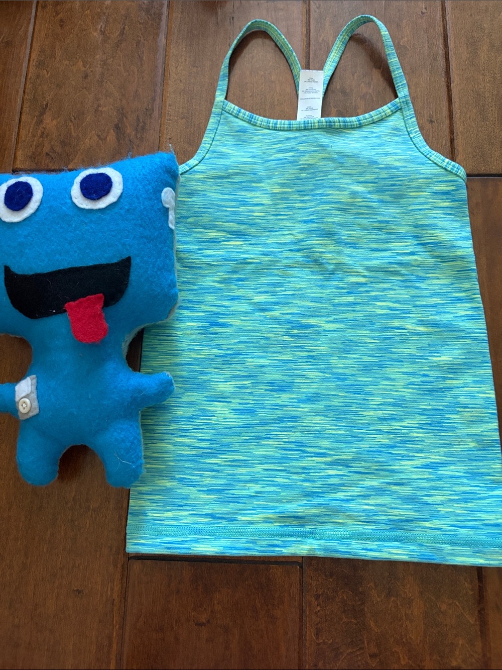 Ivivva by Lululemon Girls' Space-Dye racerback Tank Top in Aqua and Lime